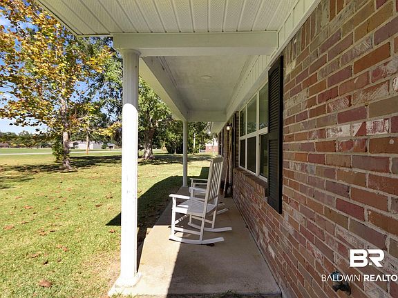 4th image of 43860 Jones Rd