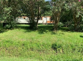 1384 Mail Route Rd, Bonneau, SC 29431