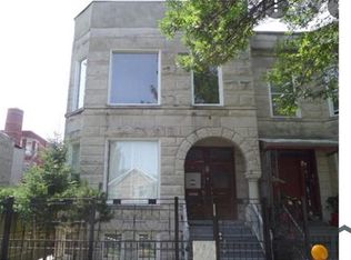 3327 W Beach Ave #1, Chicago, IL 60651
