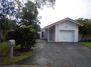 2360 NW 122nd Dr, Coral Springs, FL 33065