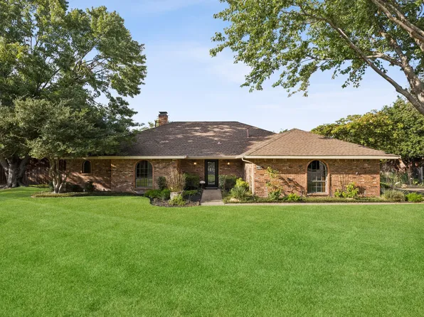 410 Glencrest Cir, Coppell, TX 75019
