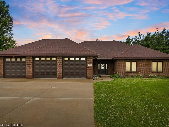 4th image of 105 Leibold Ct