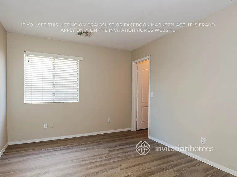 44119 W Snow Dr — Photo 14