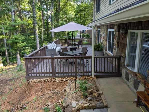 537 Reba Ln, Gatlinburg, TN 37738