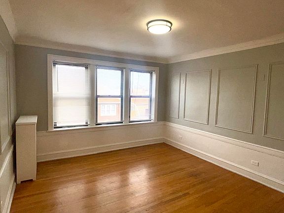 4th image of 6501 S Maplewood Ave #2