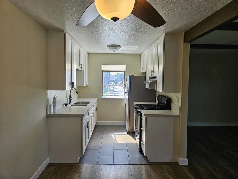 7504 Sepulveda Blvd #103 — Photo 14