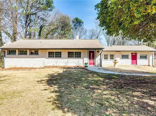 1584 S Hairston Rd, Stone Mountain, GA 30088