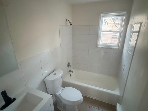 4th image of 484-490 Scotland Rd #B2