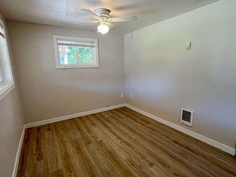 105 Front St S #9 — Photo 12