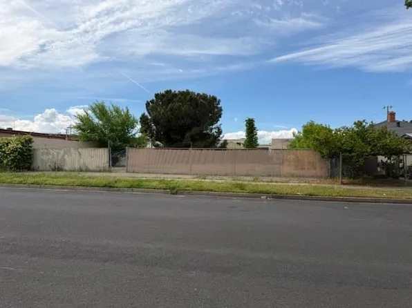 537 N Argonaut St, Stockton, CA 95203