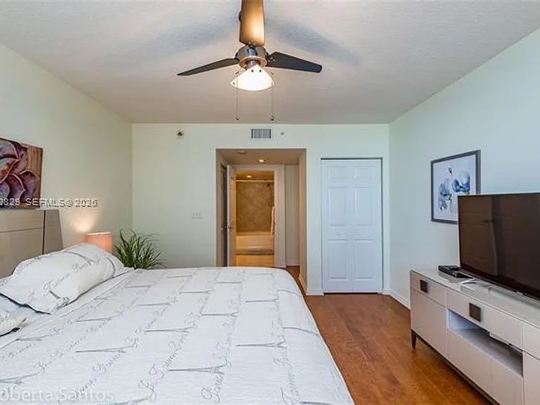 2080 S Ocean Dr #CU-804 — Photo 22