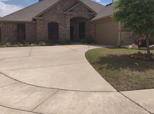 4906 Hidden Creek Rd, Garland, TX 75043