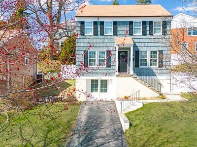301 Livingston Avenue, Mamaroneck, NY, 10543