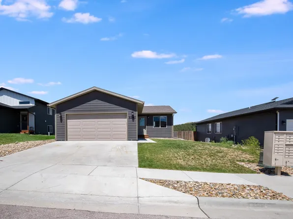 5240 Coal Bank Dr, Rapid City, SD 57701