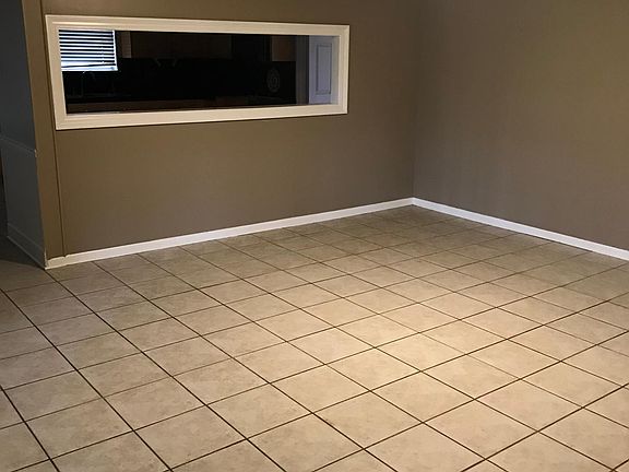 2nd image of 402 Estate Dr