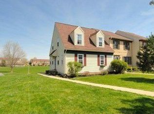 6580 Hollow Dr, East Petersburg, PA 17520