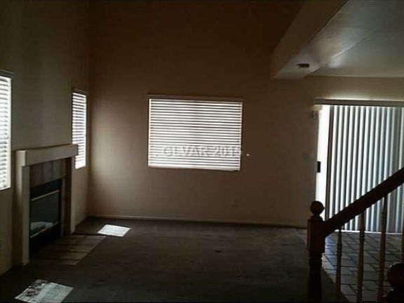 4th image of 625 Dinard Way