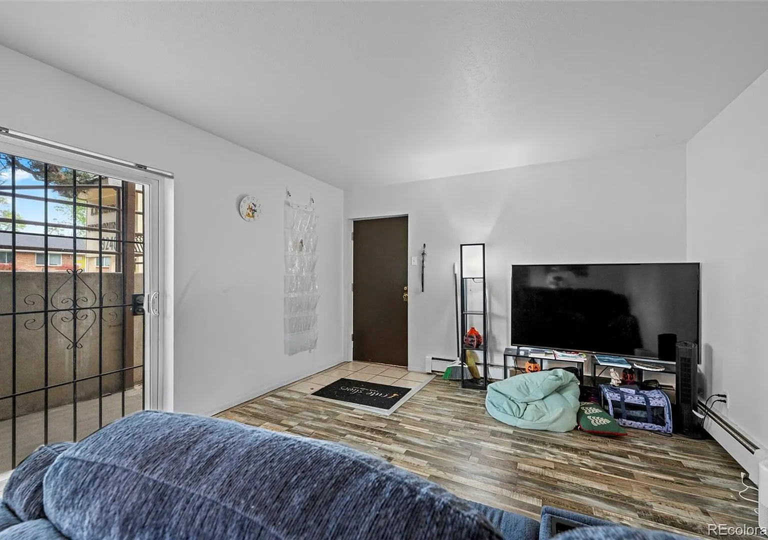Adorable 2-Bedroom Condo Near Old Town Arvada — Photo 3