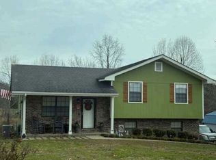 255 Mountain Meadows Rd, Lookout Mountain, GA 30750