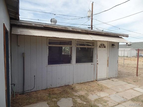 5th image of 1023 Papago Dr