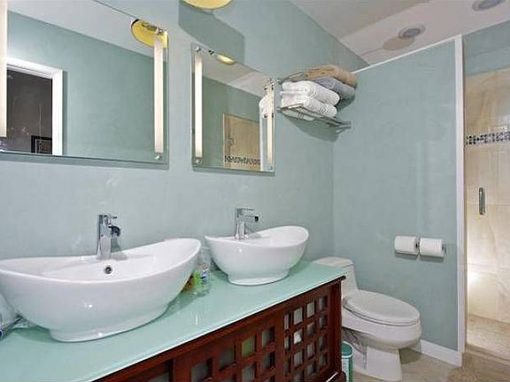 5th image of 7313 Adonis Ct