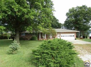118 W Santa Fe St, Olpe, KS 66865