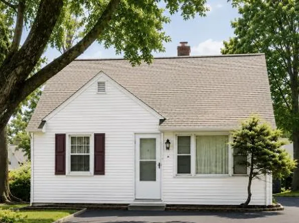 2666 W Moreland Rd, Willow Grove, PA 19090