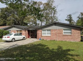 6067 Longchamp Dr, Jacksonville, FL 32244