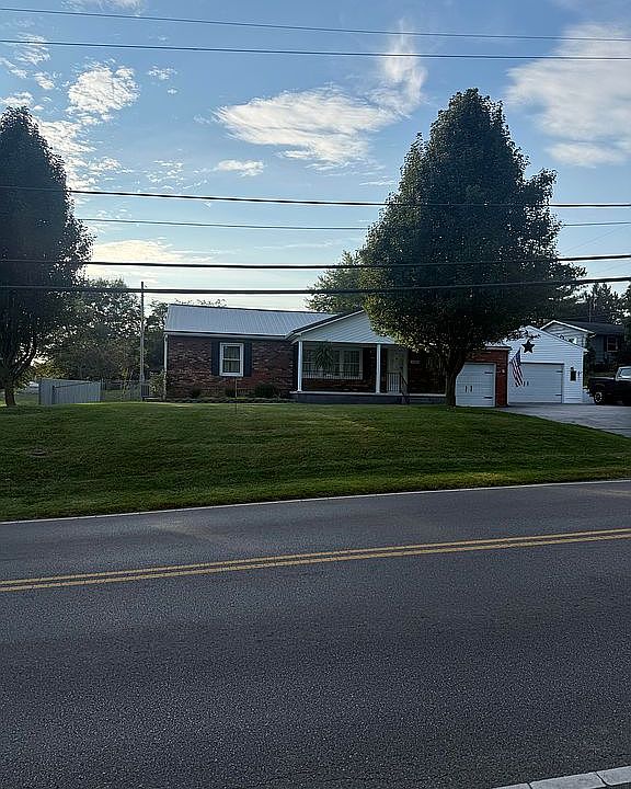 1st image of 1025 Dogwood Rdg