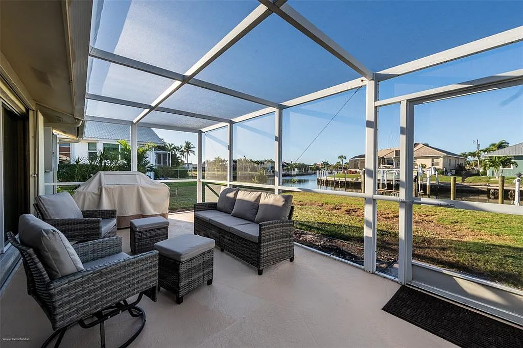 3 bed, 2.0 bath, 1896 sqft, $4,500 — Photo 3