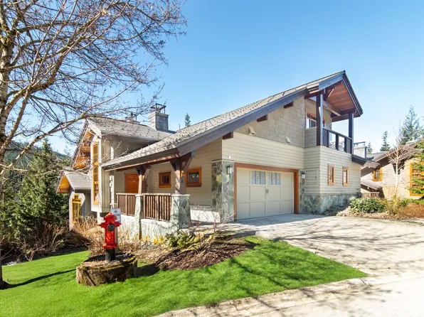 2500 Taluswood Pl #8, Whistler, BC V8E 0R2