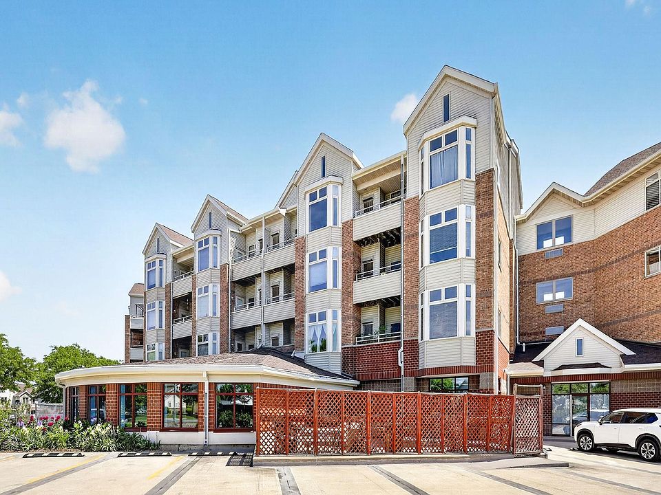 1st image of 301 Harbour Town Dr APT 230