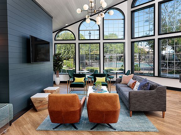 Resident Media and Wi-Fi Lounge