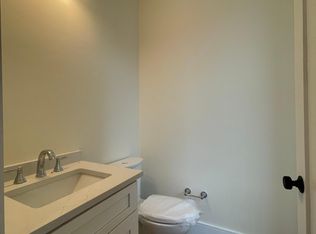 9 Leverett St #4, Brookline, MA 02445