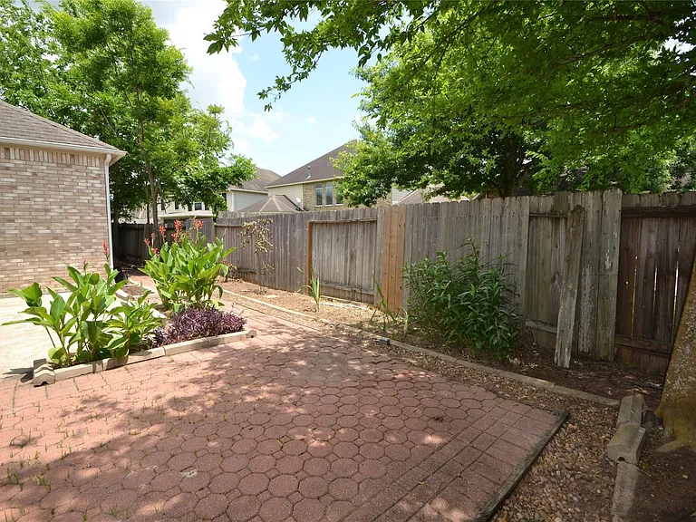 1514 Coyote Hills Ln — Photo 47