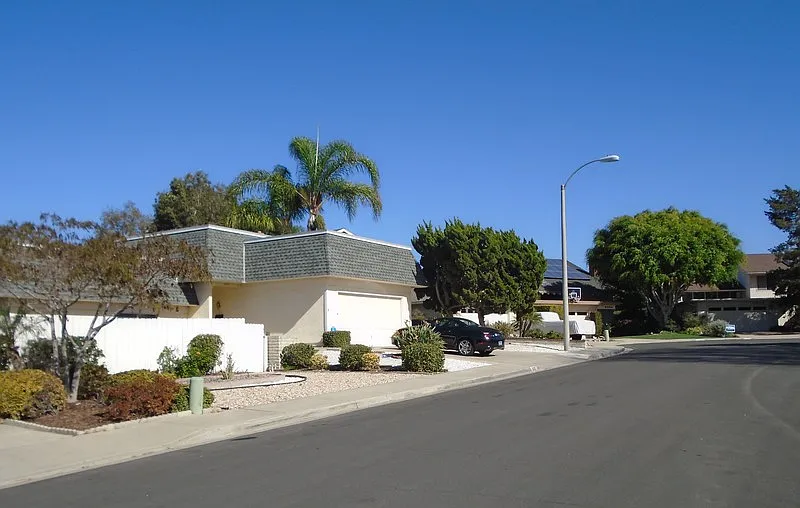 Building Photo - 6321 Benhurst Ct #3