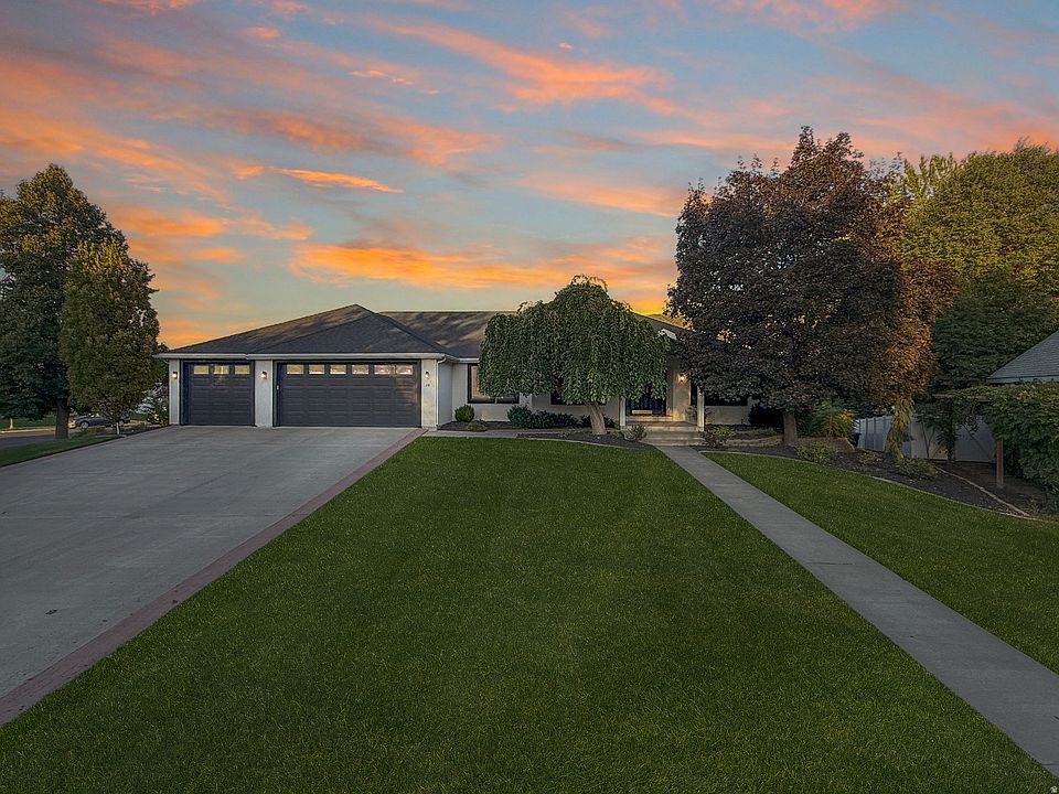 1st image of 28 N Shady Ln