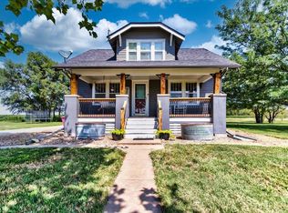 1026 Arapaho Rd, Inman, KS 67546