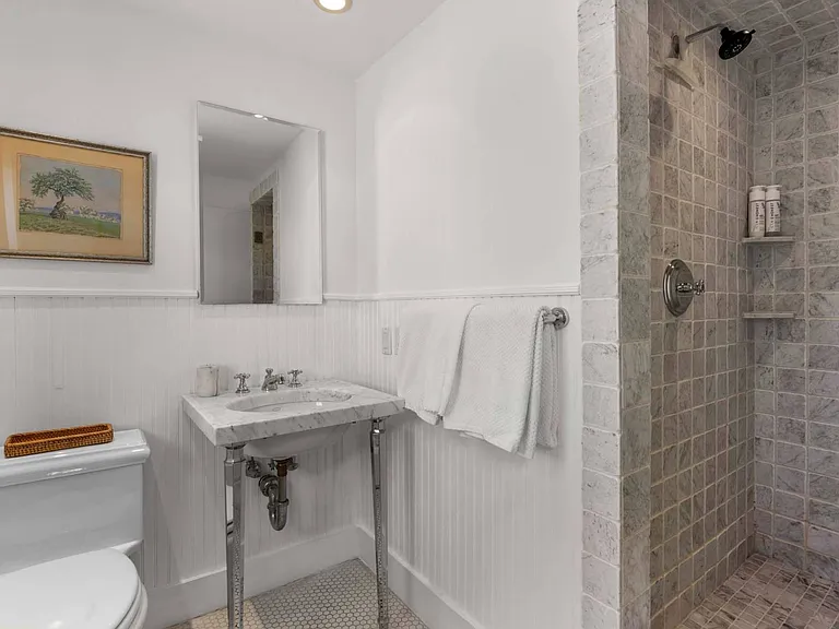 7 Willow Ln — Photo 29
