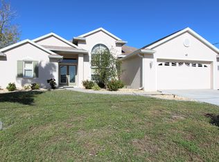 42 Mark Twain Ln, Rotonda West, FL 33947