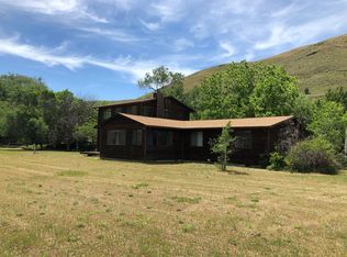 582 Old Pollock Rd, Riggins, ID 83549