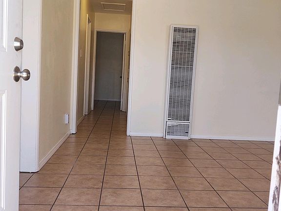4th image of 1532 N Mountain View Ave