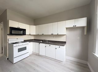 24 Gates Ave #3, Jersey City, NJ 07305