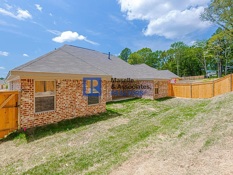 509 Silver Hill Dr — Photo 36