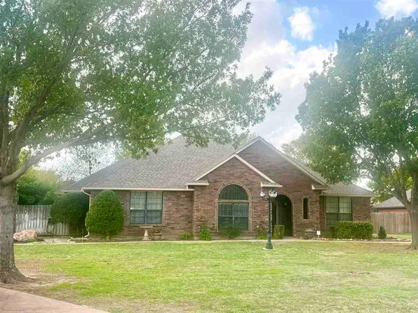4B NW Pecan Valley Dr, Lawton, OK 73505