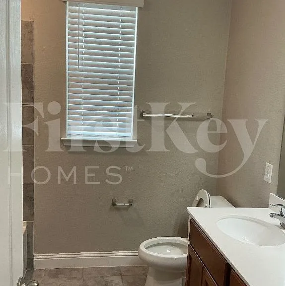 2501 Walker Ave — Photo 9