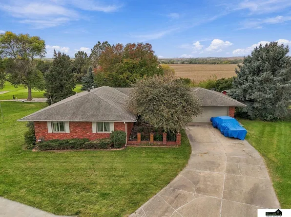 600 Parker Dr, Syracuse, NE 68446