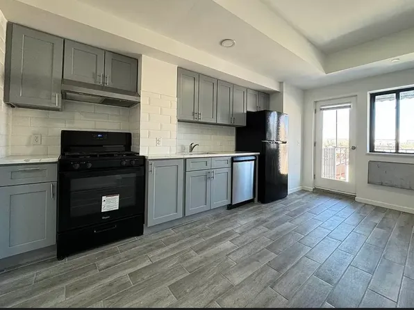 14-43 31st Avenue image 1 of 10