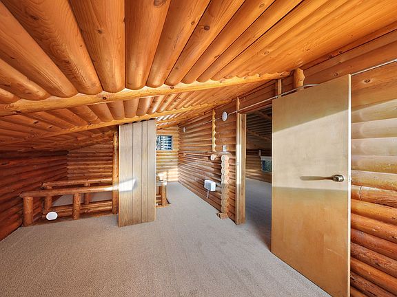 5th image of 2058 Twin Lagoon Ln #B