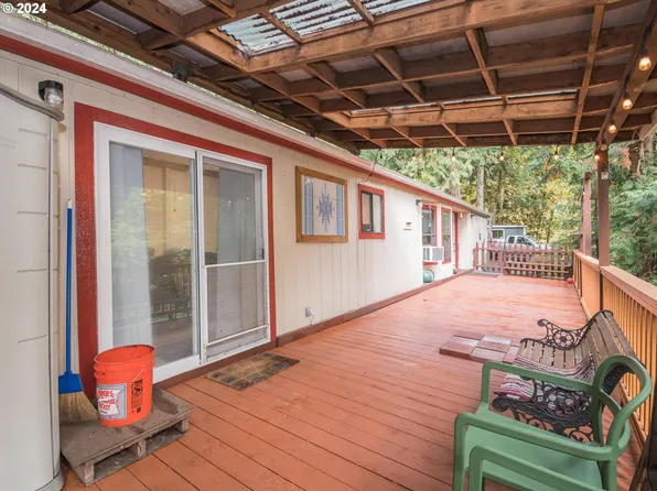 32700 SE Leewood Ln Unit 52, Boring, OR 97009